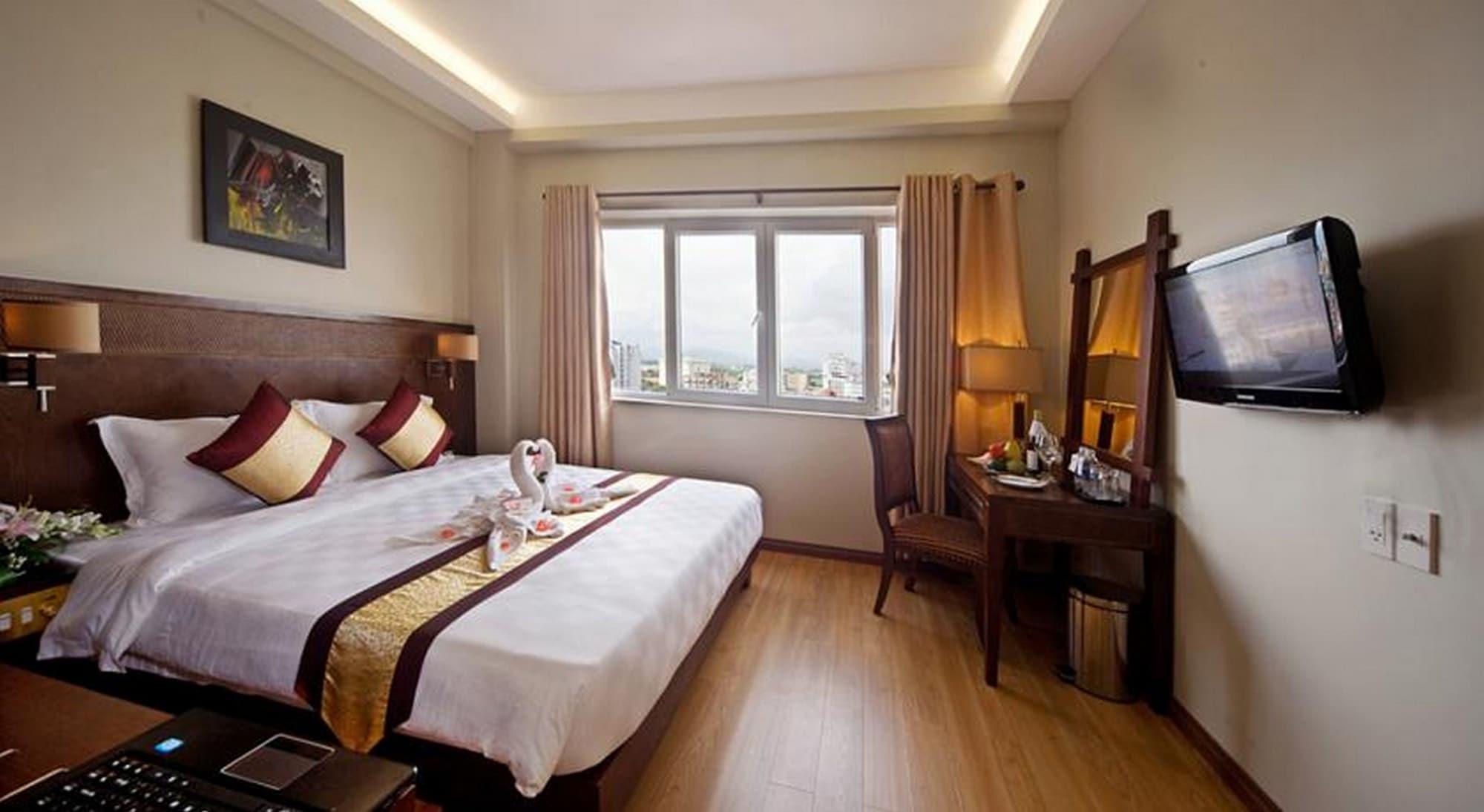 Gold Hotel Hue Exterior foto